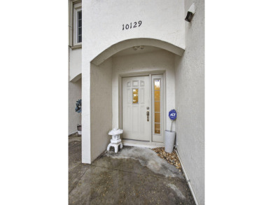 Vacant and move-in ready! This beautifully maintained Golf on BallenIsles Golf and Country Club in Florida - for sale on GolfHomes.com, golf home, golf lot