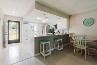 This Beautifully Decorated and Fully Updated 2 Bedroom 2 Bath on Beacon Woods Golf Club in Florida - for sale on GolfHomes.com, golf home, golf lot