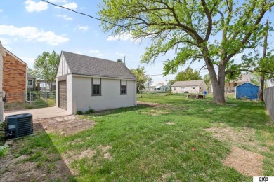 PENDING, ON MARKET FOR BACKUP OFFERS Check out this Super cute on Elmwood Park Golf Course in Nebraska - for sale on GolfHomes.com, golf home, golf lot