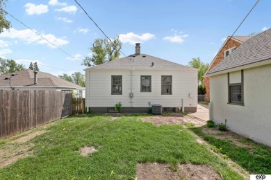 PENDING, ON MARKET FOR BACKUP OFFERS Check out this Super cute on Elmwood Park Golf Course in Nebraska - for sale on GolfHomes.com, golf home, golf lot