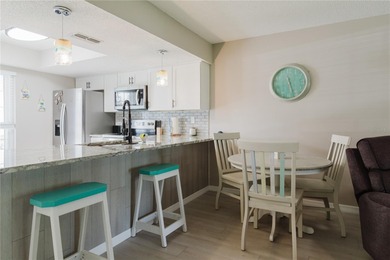 This Beautifully Decorated and Fully Updated 2 Bedroom 2 Bath on Beacon Woods Golf Club in Florida - for sale on GolfHomes.com, golf home, golf lot