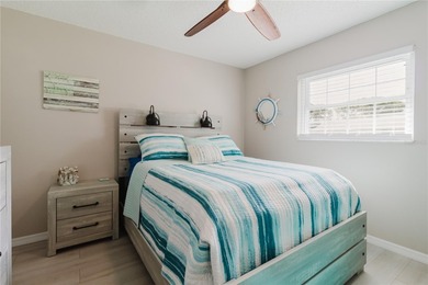 This Beautifully Decorated and Fully Updated 2 Bedroom 2 Bath on Beacon Woods Golf Club in Florida - for sale on GolfHomes.com, golf home, golf lot
