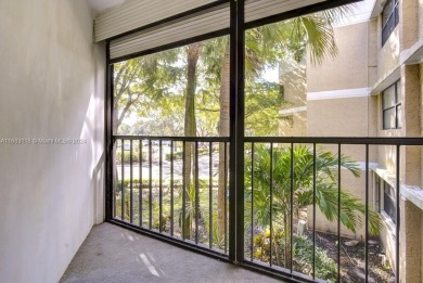 Welcome to this move-in-ready 2-bedroom, 2.5-bath condo in on Bonaventure Country Club in Florida - for sale on GolfHomes.com, golf home, golf lot