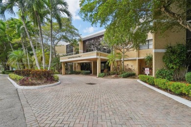 Welcome to this move-in-ready 2-bedroom, 2.5-bath condo in on Bonaventure Country Club in Florida - for sale on GolfHomes.com, golf home, golf lot