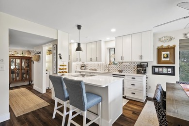 Sheer Elegance. Beautifully renovated 3-BEDROOM, END-UNIT condo on Miles Grant Country Club in Florida - for sale on GolfHomes.com, golf home, golf lot