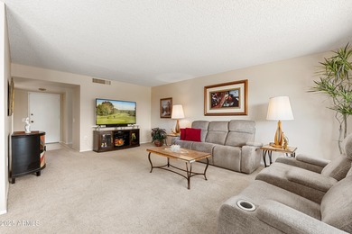 DEL WEBB'S POPULAR STANFORD MODEL - 3 BEDROOMS, 2 BATHS Charming on Sun City Lakes West and East in Arizona - for sale on GolfHomes.com, golf home, golf lot