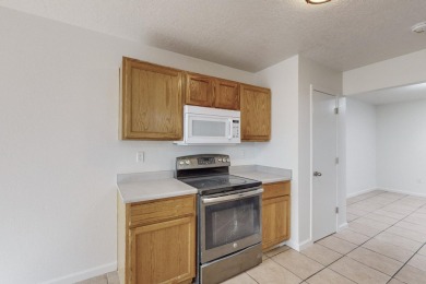 This 3/2 townhome in Ladera West is light, bright & move-in on Ladera Golf Course  in New Mexico - for sale on GolfHomes.com, golf home, golf lot