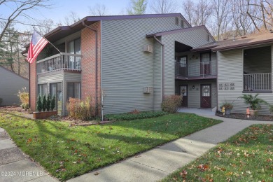 Welcome to Shadow Lake Village.  Middletown's only Adult on Shadow Lake Village in New Jersey - for sale on GolfHomes.com, golf home, golf lot