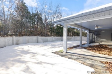 Prepare for entertaining in this modern home located in the on The Club At Old Kinderhook in Missouri - for sale on GolfHomes.com, golf home, golf lot