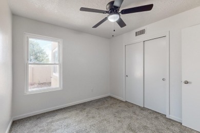 This 3/2 townhome in Ladera West is light, bright & move-in on Ladera Golf Course  in New Mexico - for sale on GolfHomes.com, golf home, golf lot