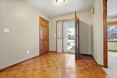 Welcome to this beautiful all-brick ranch in Oak Ridge Estates on El Paso Golf Club in Illinois - for sale on GolfHomes.com, golf home, golf lot