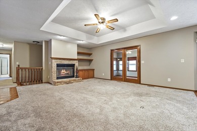 Welcome to this beautiful all-brick ranch in Oak Ridge Estates on El Paso Golf Club in Illinois - for sale on GolfHomes.com, golf home, golf lot