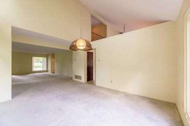 This is a public online auction. An auction is a transparent way on Fox Den Country Club in Tennessee - for sale on GolfHomes.com, golf home, golf lot
