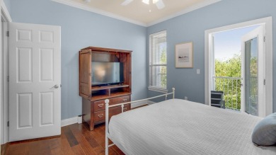This remodeled 6BR, 3.5BA retreat sleeps 16, making it ideal for on Regatta Bay Golf and Country Club in Florida - for sale on GolfHomes.com, golf home, golf lot