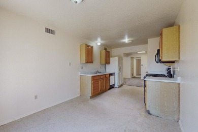 This 3-bed 2-bath townhome in Ladera West is light, bright & on Ladera Golf Course  in New Mexico - for sale on GolfHomes.com, golf home, golf lot