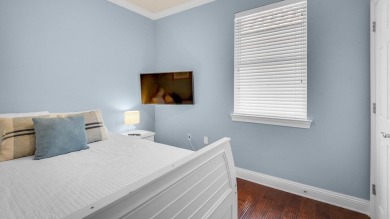 This remodeled 6BR, 3.5BA retreat sleeps 16, making it ideal for on Regatta Bay Golf and Country Club in Florida - for sale on GolfHomes.com, golf home, golf lot