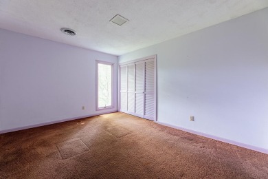 This is a public online auction. An auction is a transparent way on Fox Den Country Club in Tennessee - for sale on GolfHomes.com, golf home, golf lot