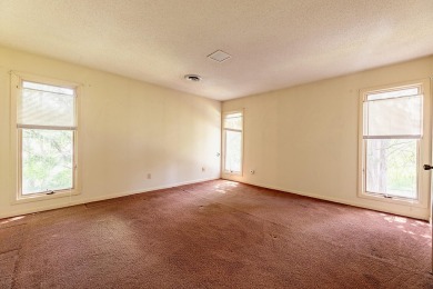 This is a public online auction. An auction is a transparent way on Fox Den Country Club in Tennessee - for sale on GolfHomes.com, golf home, golf lot