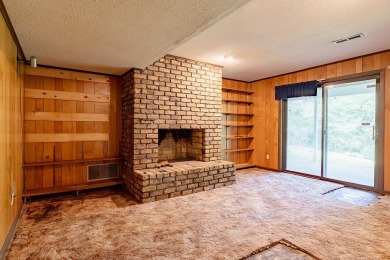 This is a public online auction. An auction is a transparent way on Fox Den Country Club in Tennessee - for sale on GolfHomes.com, golf home, golf lot