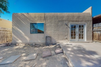 This 3-bed 2-bath townhome in Ladera West is light, bright & on Ladera Golf Course  in New Mexico - for sale on GolfHomes.com, golf home, golf lot