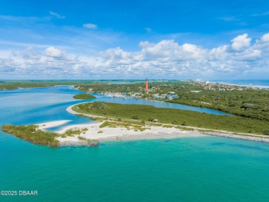 Immaculate 2BR/2BA condo located in the gated resort community on Harbour Village Golf and Yacht Club in Florida - for sale on GolfHomes.com, golf home, golf lot