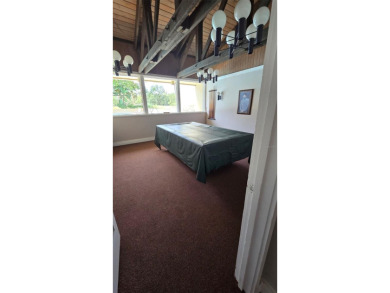 Under contract-accepting backup offers. Welcome to this charming on Carrollwood Country Club in Florida - for sale on GolfHomes.com, golf home, golf lot