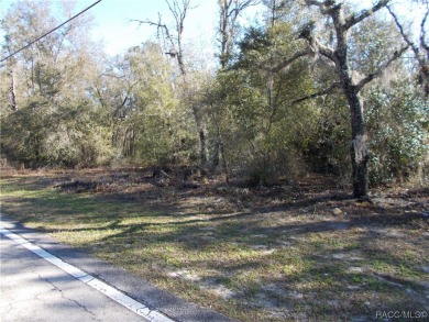 GREAT ONE ACRE LEVEL BUILDING LOT LOCATED IN THE KENSINGTON on Citrus Hills Golf Club in Florida - for sale on GolfHomes.com, golf home, golf lot