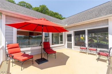 This 3-bedroom, 1-bath lakefront cottage offers the perfect on Lake Mohawk Golf Club in Ohio - for sale on GolfHomes.com, golf home, golf lot