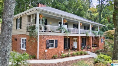 ABSOLUTE SHOW STOPPER w/ TIMELESS CHARM & SOPHISTICATION! on Anniston Country Club in Alabama - for sale on GolfHomes.com, golf home, golf lot