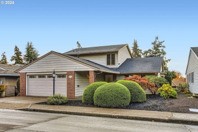 (OPEN HOUSE SATURDAY (11/2) 1:00-3:00) Fabulous South facing on Summerfield Golf and Country Club in Oregon - for sale on GolfHomes.com, golf home, golf lot