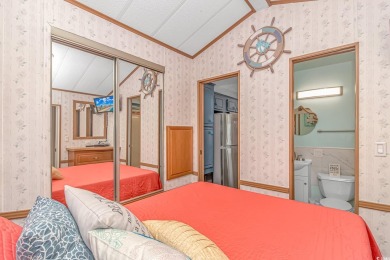 Do you want to live on VACATION full time or have a fabulous on Prestwick Country Club in South Carolina - for sale on GolfHomes.com, golf home, golf lot