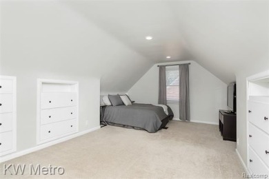 Welcome to this beautifully maintained, three bedroom, brick on Red Run Golf Club in Michigan - for sale on GolfHomes.com, golf home, golf lot