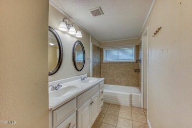 Beautiful 5 bedroom, 3 bath home in the Ridgefields community on Ridgefields Country Club, Inc. in Tennessee - for sale on GolfHomes.com, golf home, golf lot