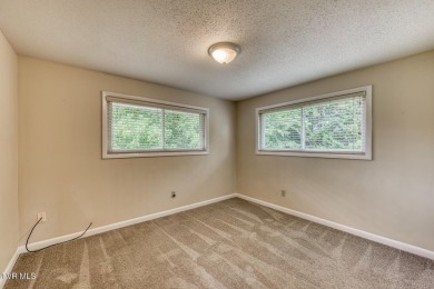 Beautiful 5 bedroom, 3 bath home in the Ridgefields community on Ridgefields Country Club, Inc. in Tennessee - for sale on GolfHomes.com, golf home, golf lot