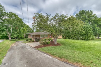Beautiful 5 bedroom, 3 bath home in the Ridgefields community on Ridgefields Country Club, Inc. in Tennessee - for sale on GolfHomes.com, golf home, golf lot