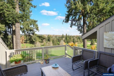 Stunning, fully remodeled condo with golf course & West Hill on Illahe Hills Country Club in Oregon - for sale on GolfHomes.com, golf home, golf lot