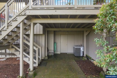 Stunning, fully remodeled condo with golf course & West Hill on Illahe Hills Country Club in Oregon - for sale on GolfHomes.com, golf home, golf lot