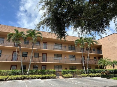 PRICED TO SELL IN SOUGHT AFTER 55+ SUNRISE LAKES PHASE IV. FIRST on Sunrise Lakes Phase IV Golf Course in Florida - for sale on GolfHomes.com, golf home, golf lot