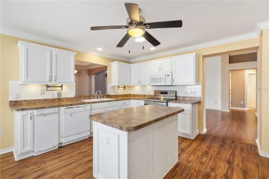 * PRICED TO SELL | BOND PAID | NEWER ROOF  HWH (2020) *
Live the on The Links of Spruce Creek in Florida - for sale on GolfHomes.com, golf home, golf lot
