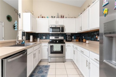 Under contract-accepting backup offers. Don't miss the chance to on Highlands Reserve Golf Club in Florida - for sale on GolfHomes.com, golf home, golf lot