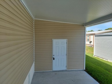 Gorgeous, brand-new Skyline 3/2 nestled on a spacious lot. The on Lakes at Leesburg Golf Course in Florida - for sale on GolfHomes.com, golf home, golf lot