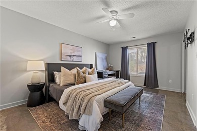 Don't miss out on this 2 Bedroom, 2 Full Bath AND 2 CAR GARAGE on Minor Park Golf Course in Missouri - for sale on GolfHomes.com, golf home, golf lot