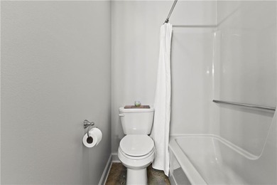 Don't miss out on this 2 Bedroom, 2 Full Bath AND 2 CAR GARAGE on Minor Park Golf Course in Missouri - for sale on GolfHomes.com, golf home, golf lot