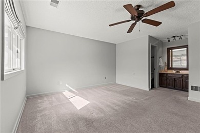 Don't miss out on this 2 Bedroom, 2 Full Bath AND 2 CAR GARAGE on Minor Park Golf Course in Missouri - for sale on GolfHomes.com, golf home, golf lot