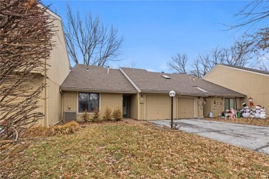 Updated, maintenance provided living at Mission Lake! This on Minor Park Golf Course in Missouri - for sale on GolfHomes.com, golf home, golf lot