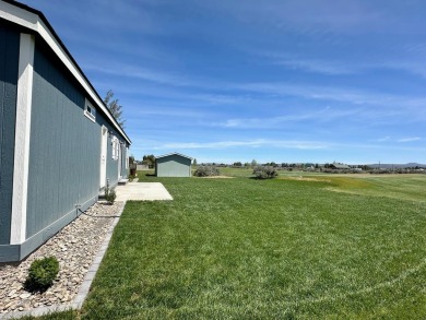 New and move-in ready! Located on the 5th green of the Christmas on Christmas Valley Golf Course in Oregon - for sale on GolfHomes.com, golf home, golf lot