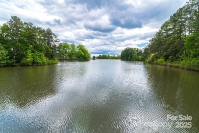 *Back on the market due to no fault of the seller- buyer on Carolina Lakes Golf Club, LLC in South Carolina - for sale on GolfHomes.com, golf home, golf lot