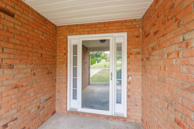 Welcome to this inviting brick ranch, a perfect blend of comfort on Goshen Plantation Golf Club in Georgia - for sale on GolfHomes.com, golf home, golf lot