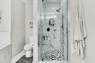 Welcome to 101 Shadowmoss Parkway! This beautifully maintained on Shadowmoss Plantation Golf Club in South Carolina - for sale on GolfHomes.com, golf home, golf lot