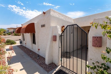 Take a Walk thru this Double Door Skylight Entrance into a on London Bridge Golf Course in Arizona - for sale on GolfHomes.com, golf home, golf lot